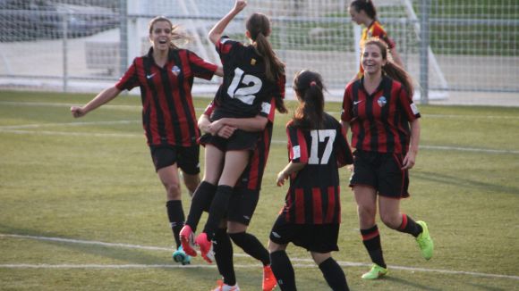 El Sant Cugat Esport femení derrota el Suburense i puja fins a la cinquena posició