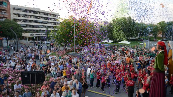 La Festa Major dóna el tret de sortida amb el seguici i el pregó de Joan Pahisa