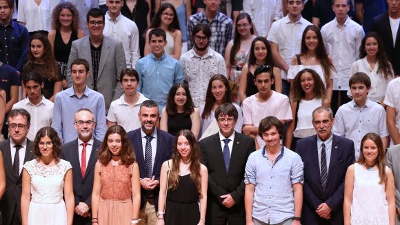 15 santcugatencs reben la menció d'honor de la Generalitat per obtenir les millors notes a les PAU