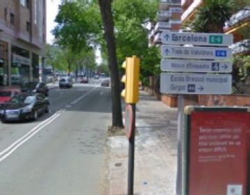 Comença la renovació dels senyals verticals de trànsit