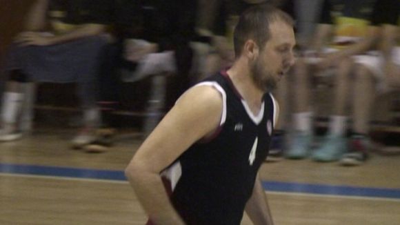 La UE Sant Cugat imposa la lògica davant l'AD Torreforta i suma la dissetena victòria del curs