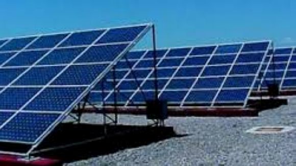 ICV-EUiA vol que el ple rebutgi el decret que grava l'autoconsum energètic