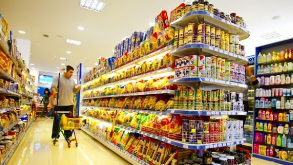 Mossos lliura a Càritas aliments furtats en supermercats de Sant Cugat i Barcelona