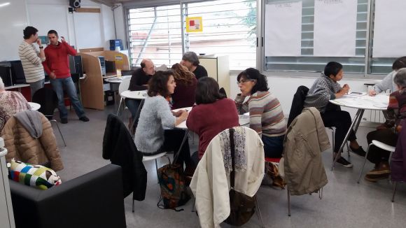 Una quinzena de veïns de Sant Francesc-Monestir assisteix al taller de propostes de millora del barri