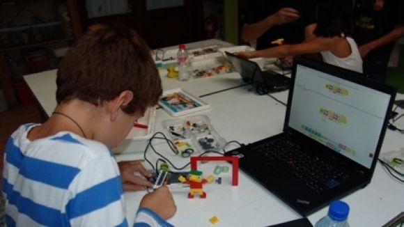 Pou d'Art organitza un any més els tallers de Nadal per a joves i nens