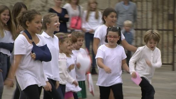Els Tallers Sílvia Servan treuen el teatre al carrer per inaugurar el curs