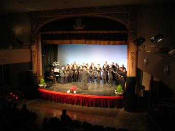 Alt: La Coral La Unió aplega 125 cantaires de quatre formacions en el concert de Festa Major