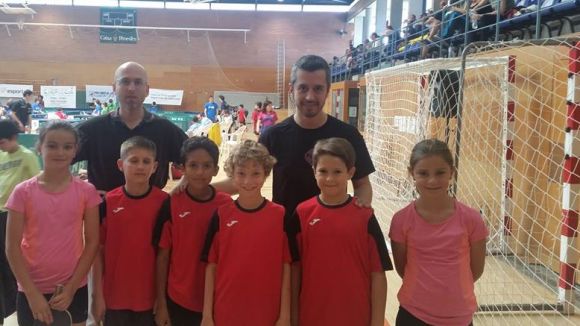 Joel Cuevas aconsegueix un podi històric al Català benjamí de tennis taula amb la UESC