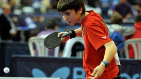 El programa ITTF 2012 World Hopes Team se cita al CAR