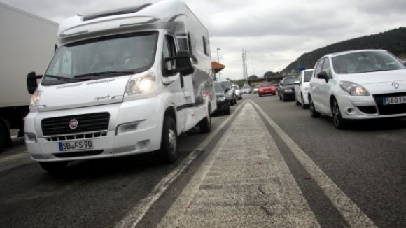 Es preveu que 300.000 vehicles tornin avui a l'àrea metropolitana de Barcelona