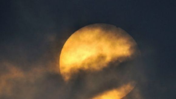 Els santcugatencs descobriran l'astrofísica amb la mostra que acull la Casa de Cultura