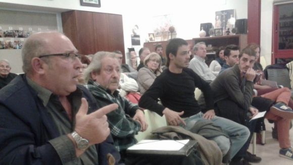 Els projectes per legalitzar Can Borrull i per cobrir l'Espai Pere Grau, al consell de barri de les Planes