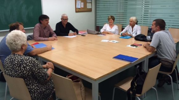 Veïns Sant Cugat Centre recull signatures per reclamar a l'Ajuntament que garanteixi el descans veïnal