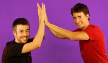 El programa de Cugat.cat 'Vermell-i-negre' estrena nova imatge