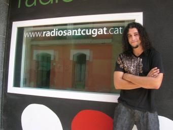 Alt: Víctor Estévez participa en el nou disc de Lupe Villar