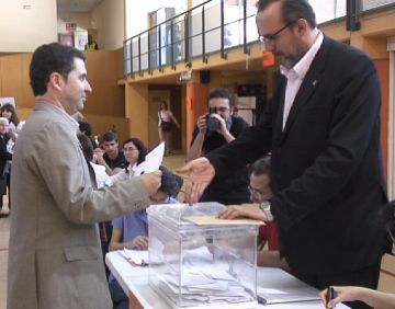 El candidat del PSC, Ferran Villaseñor, recorda la importància del dret al sufragi