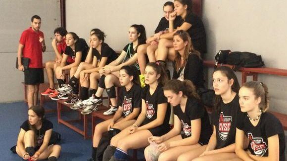El cadet del Volei SC venç i es jugarà ser a semifinals davant el Torrelavega