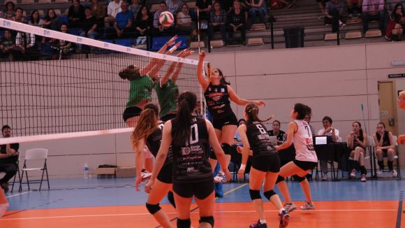 El Volei Sant Cugat perd i ja no depèn d'ell mateix per pujar