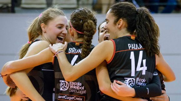 Cris Borja i Maria Sanchís entren a l'equip ideal de la Superlliga 2 de voleibol