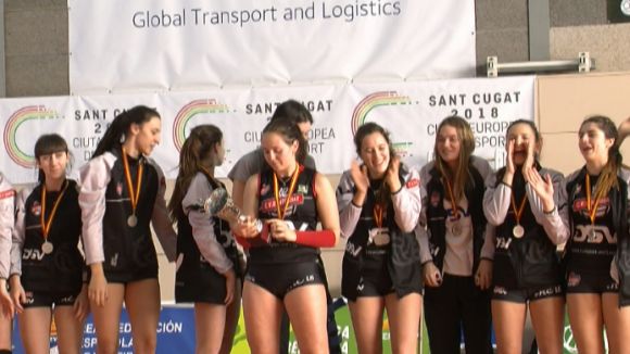 El Volei Sant Cugat perd la final de la Superlliga Femenina Júnior davant el CVB Barça a Valldoreix