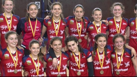 El RGC Covadonga revalida el títol de l'Estatal infantil femení de volei a Sant Cugat