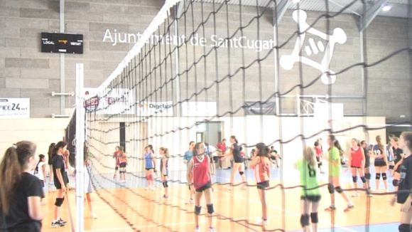 La jornada de volei escolar arriba al seu sostre de participació amb 124 jugadores