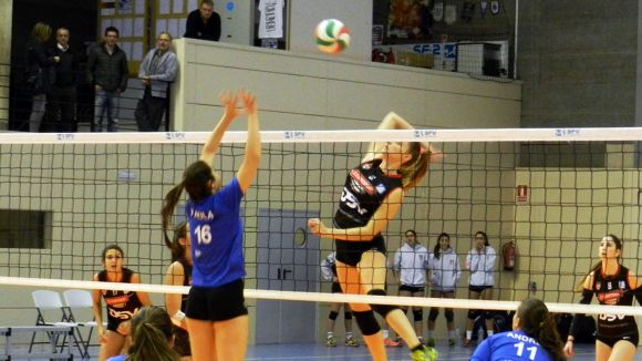 El DSV-Volei Sant Cugat referma el lideratge a la pista del segon, el Guadalajara