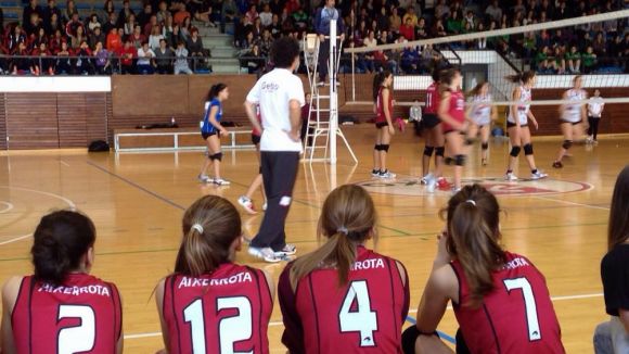 El cadet A del Voleibol Sant Cugat guanya el torneig de Getxo