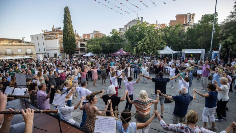 Ballada de sardanes amb la Cobla Mediterrània - Imatge destacada