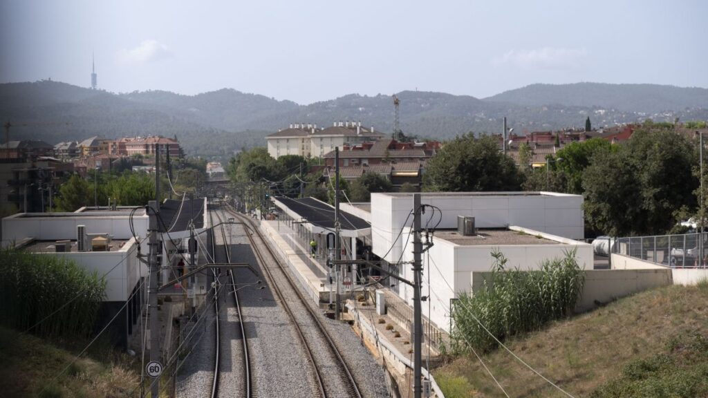 Alt: FGC adjudica els treballs per reforçar la catenària a Sant Cugat davant les temperatures extremes