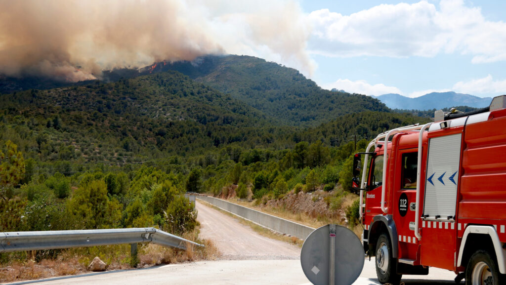 Alt: Bombes entre incendis