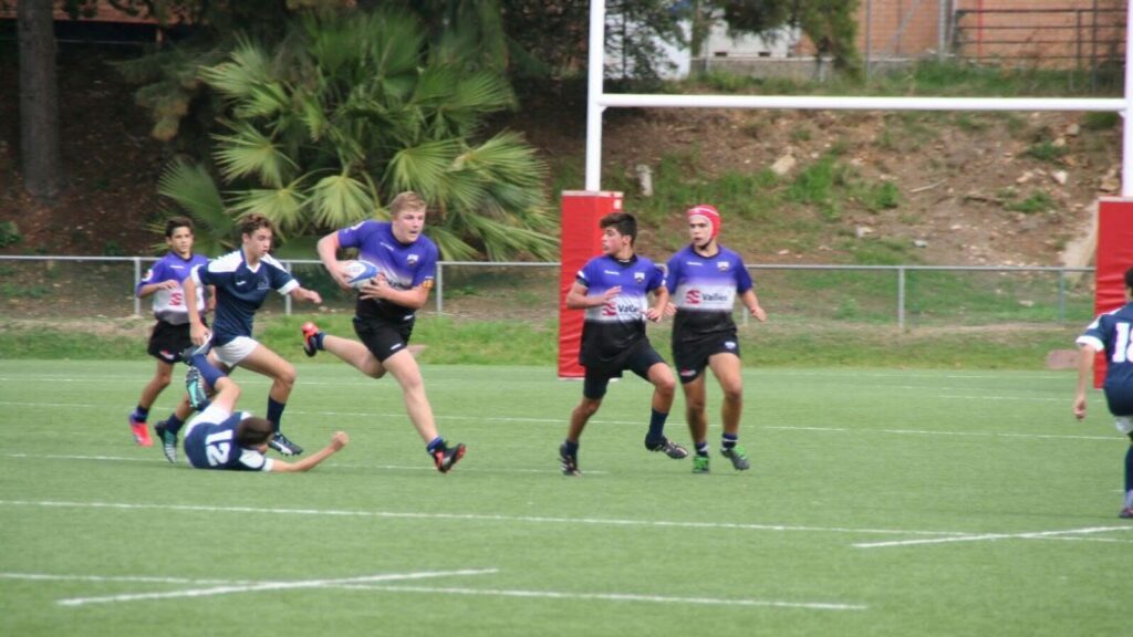 Joel Merkler en una imatge d'arxiu amb el sub-16 del Rugby Sant Cugat l'any 2016