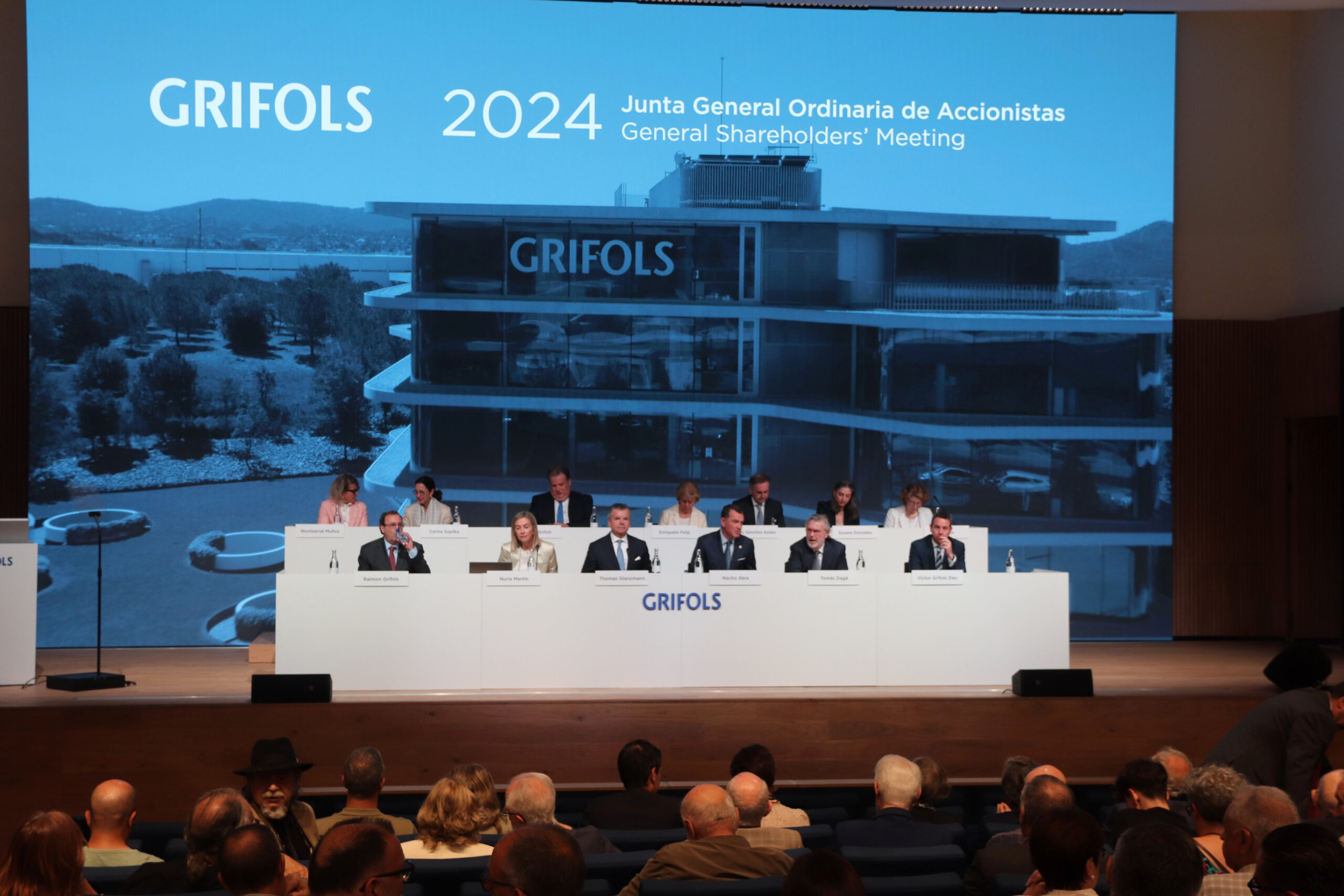 La CNMV multa amb gairebé 1,4 milions Grifols i la seva directiva