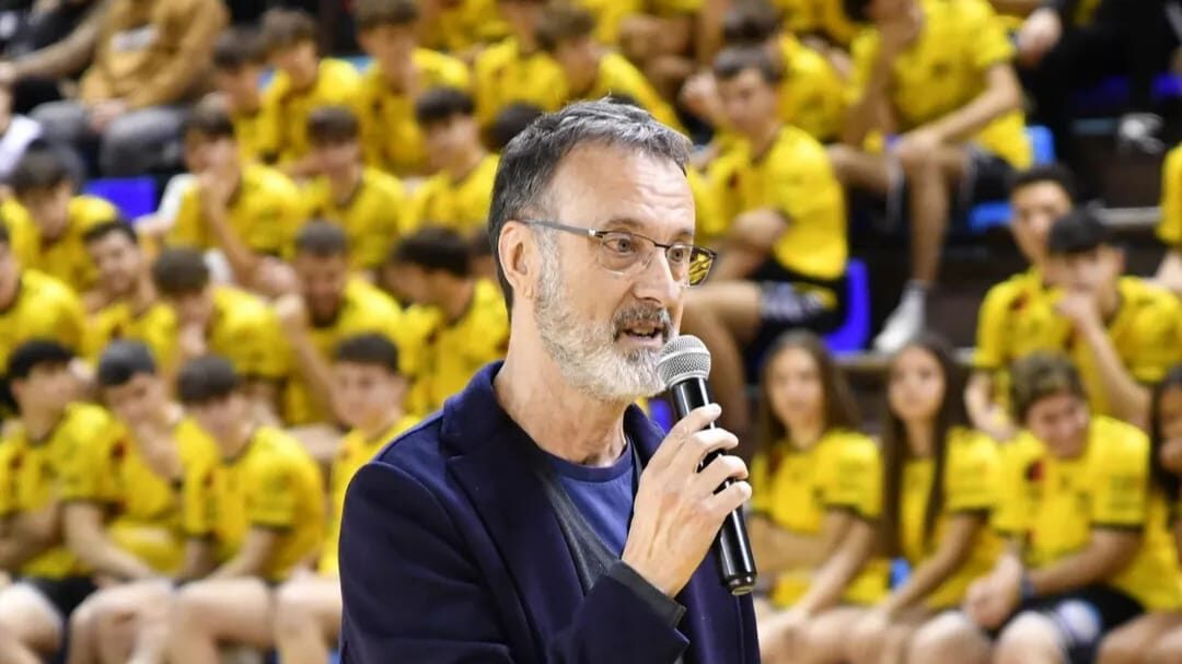 Julià López-Arenas deixa la presidència de l'Handbol Sant Cugat