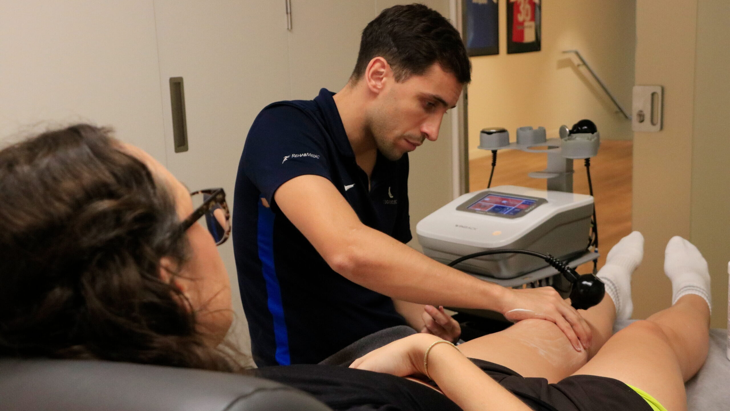 La UIC veu clau el paper del fisioterapeuta per reduir el cost del dolor crònic