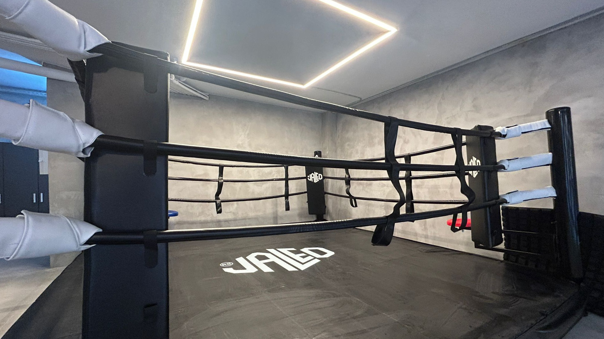 Obre el primer local de boxa a Sant Cugat