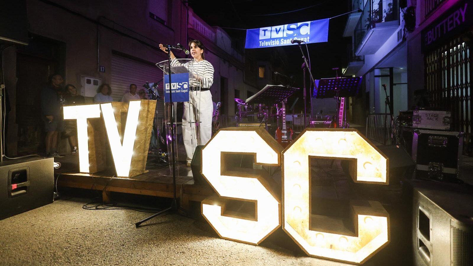 Festa grossa de TV Sant Cugat en la inauguració del seu nou local