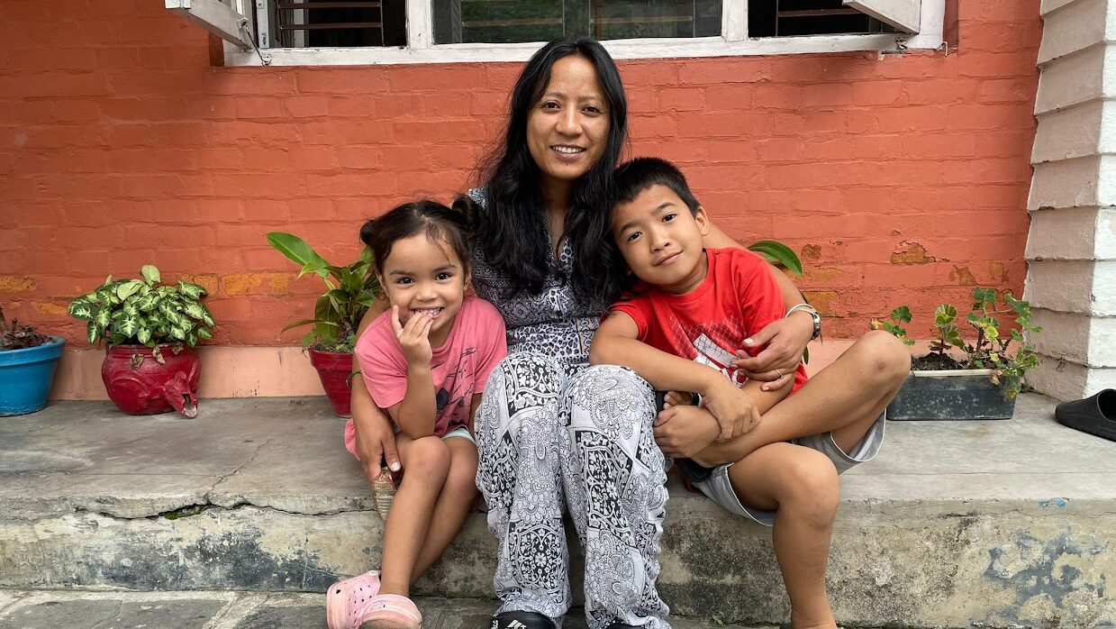 L'ONG de Sant Cugat que lluita pels drets dels fills de les preses nepaleses