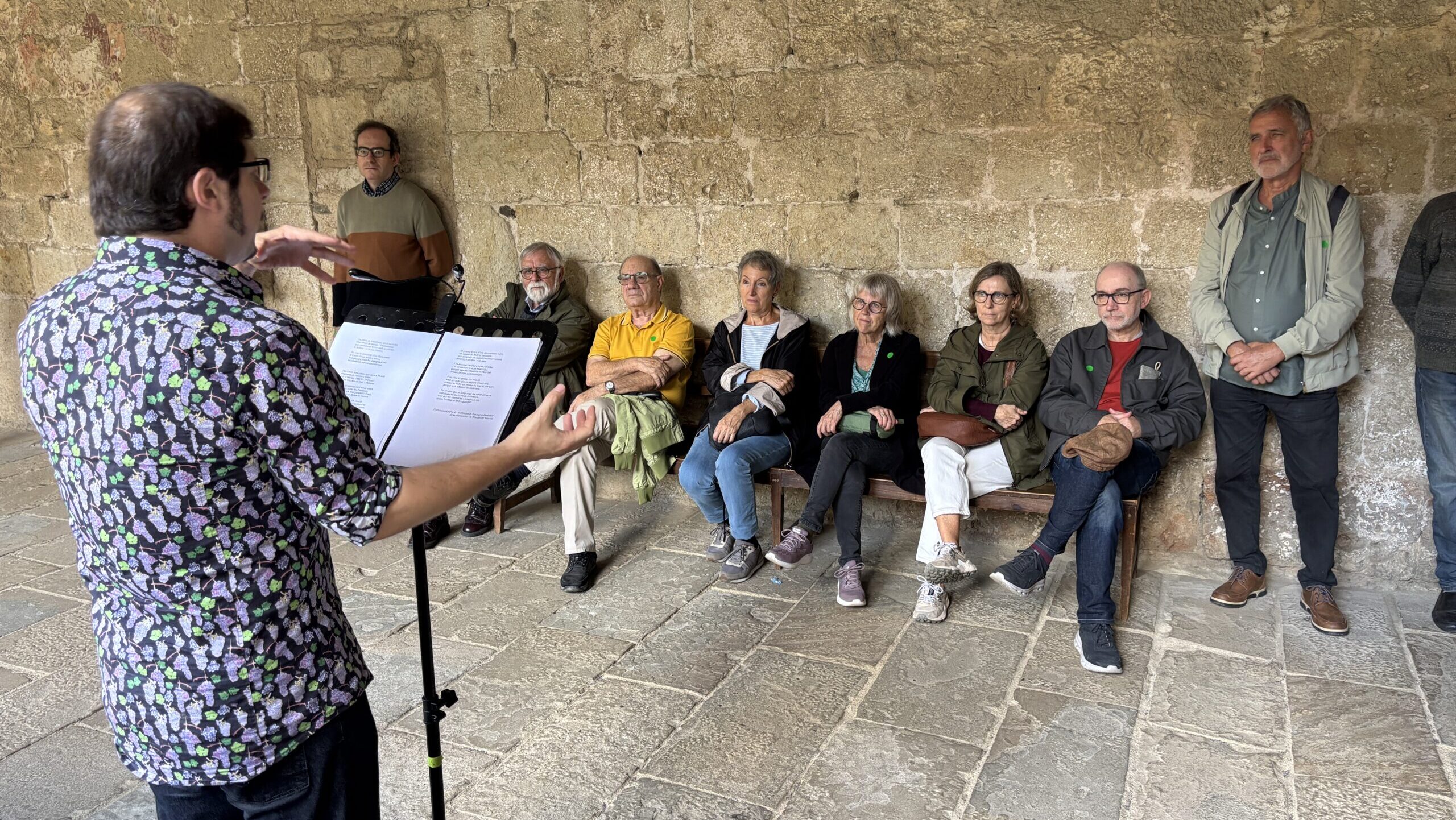 Els millors poetes del país reciten al Monestir de Sant Cugat