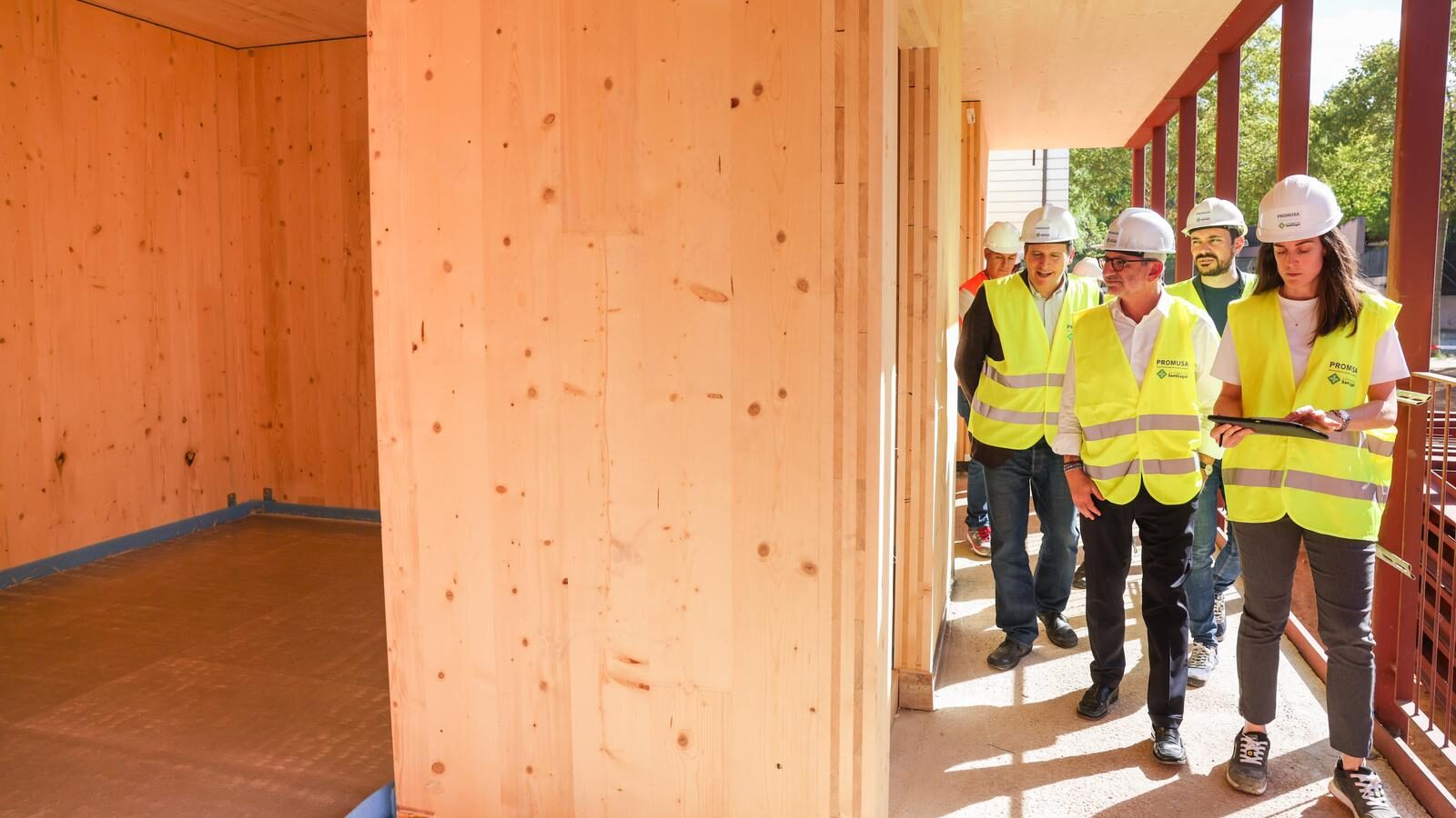 La promoció de 35 habitatges a Benet Moxó comença a prendre forma