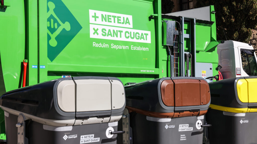 Els nous camions de recollida d'escombraries i contenidors de Sant Cugat