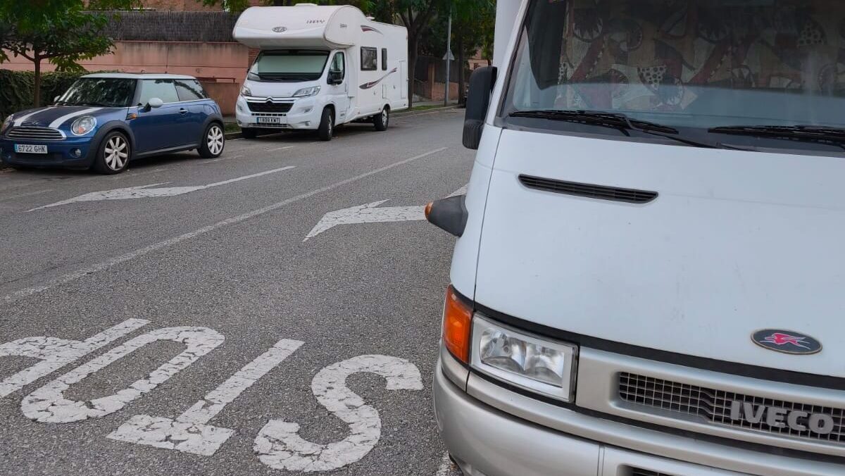 Cal una ordenança per regular l'aparcament d'autocaravanes a Sant Cugat?