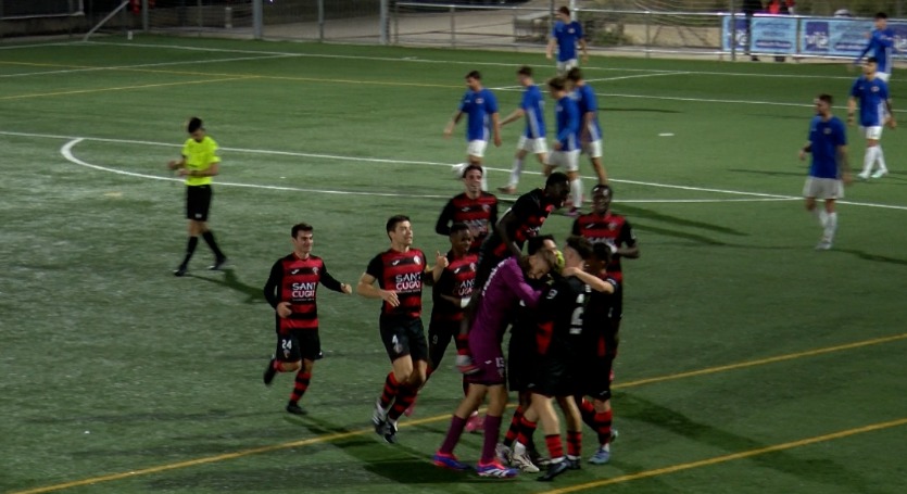 El SantCu tomba el líder amb un golàs de Guillem Benet