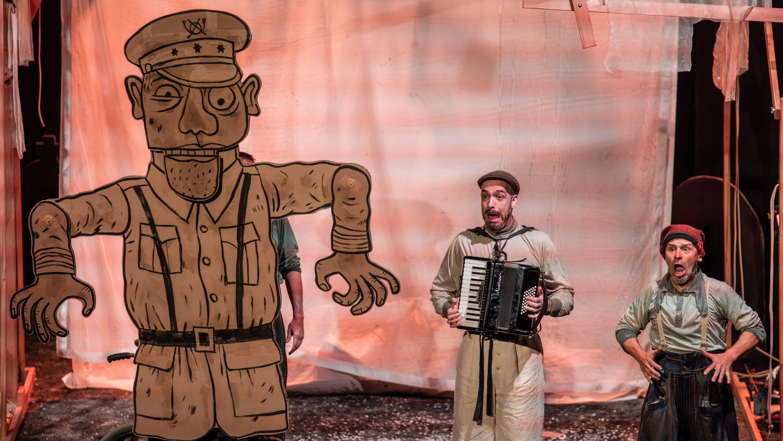 El Teatre-Auditori Emma Vilarasau impulsa el seu primer projecte de mediació artística amb l'espectacle 'Fantasmes de guerra'