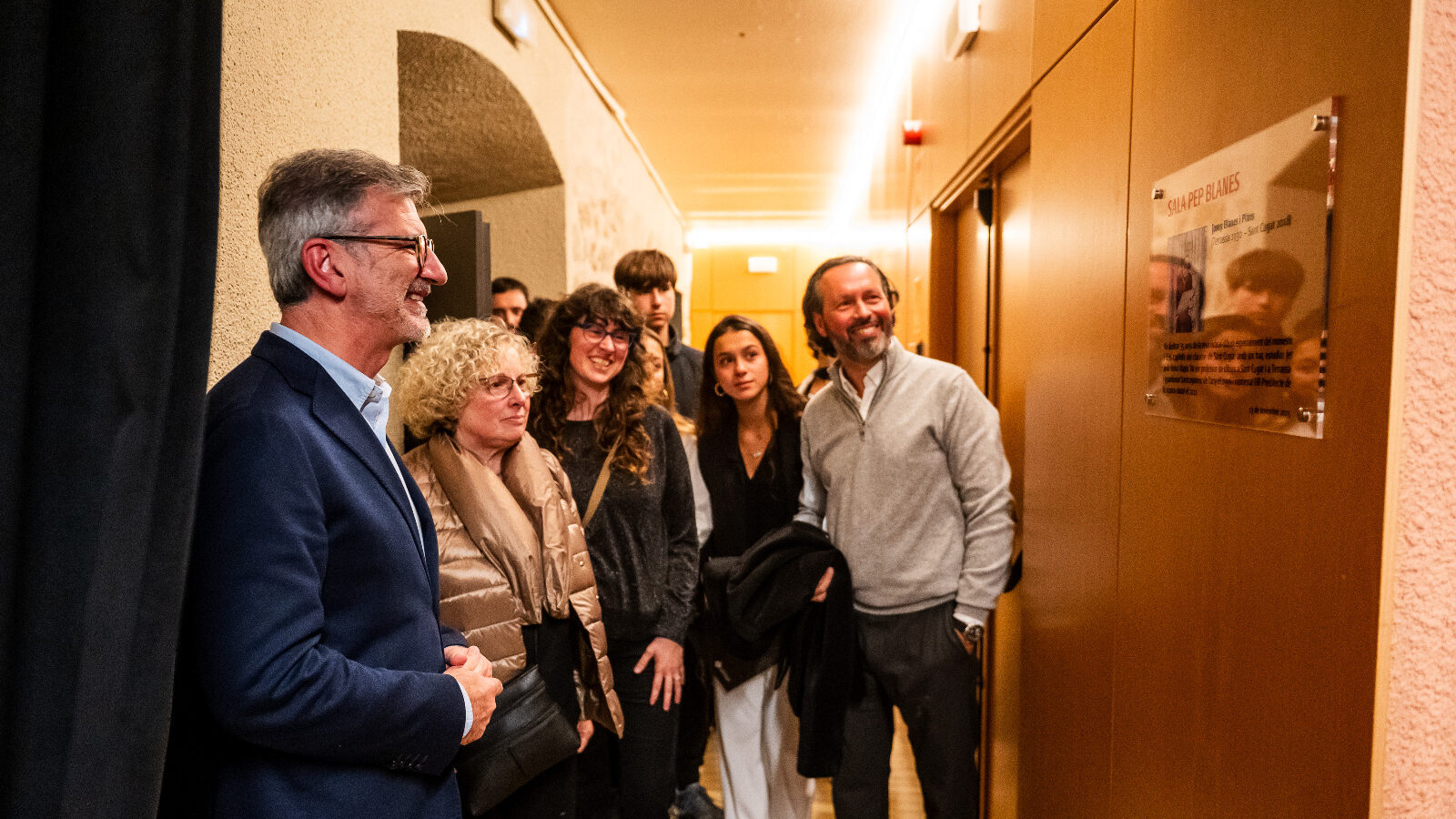 Sant Cugat immortalitza Pep Blanes batejant amb el seu nom una sala del Claustre