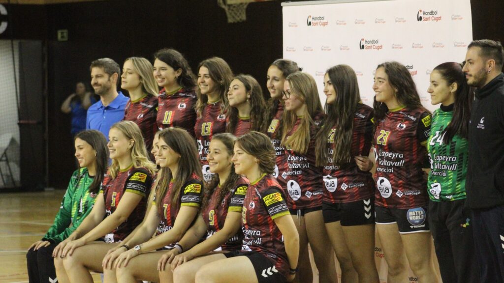 Alt: L'Handbol Sant Cugat consolida l'aposta per la branca femenina