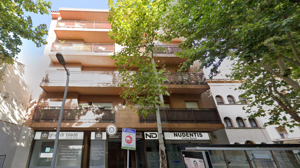 Alt: A judici una agència de viatges de Sant Cugat acusada d'estafar prop de 70.000 euros
