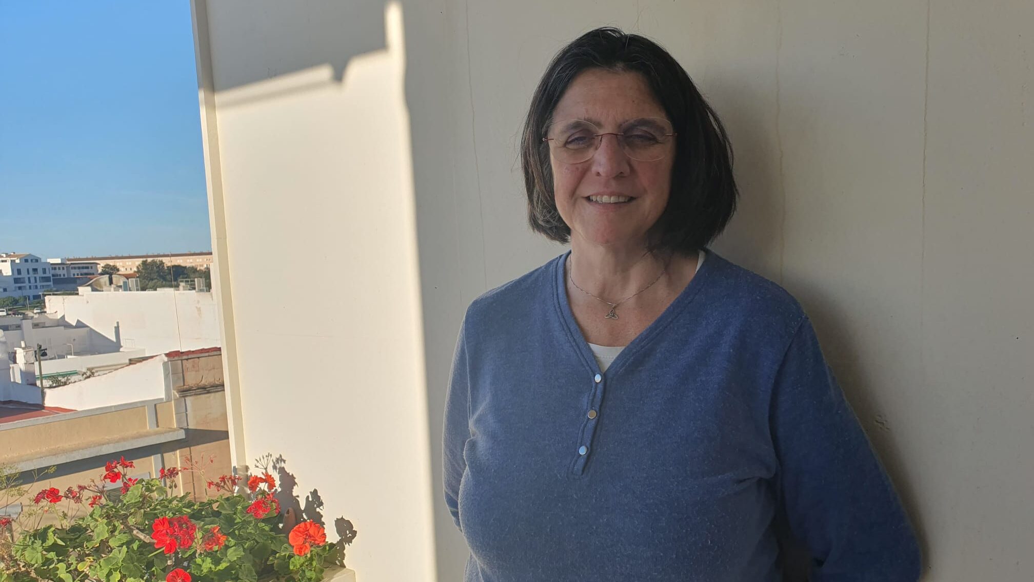 La santcugatenca que es va autodiagnosticar la Síndrome de Marfan, una malaltia rara que comparteix amb la seva filla