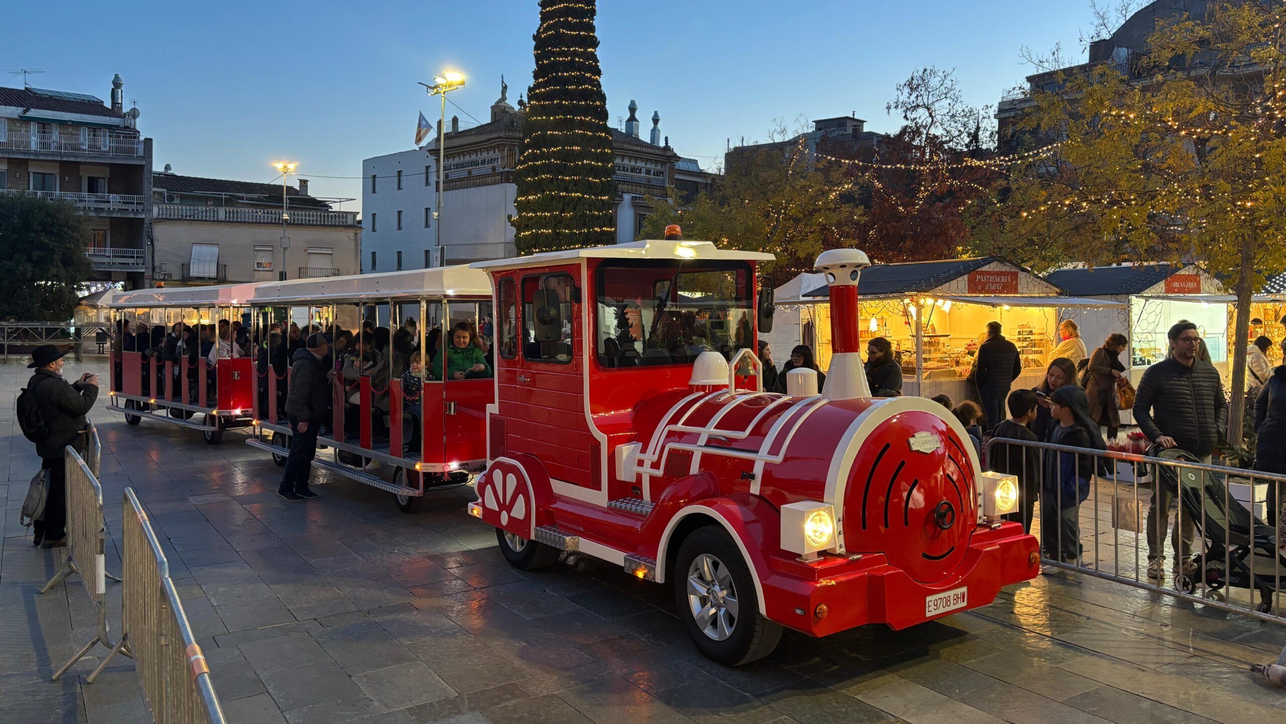El trenet de Nadal ja circula per Sant Cugat