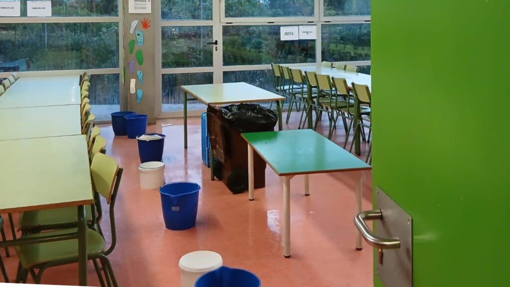 Alt: Plou sobre mullat al Gerbert d’Orlhac: l'AFI alerta d’un problema estructural al centre des de fa 10 anys